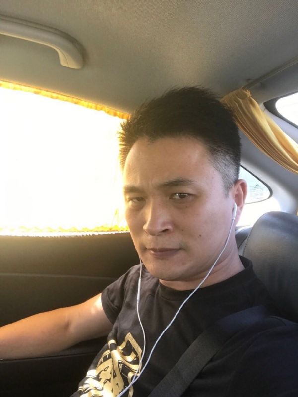 罗的第二张照片--晋江婚介网