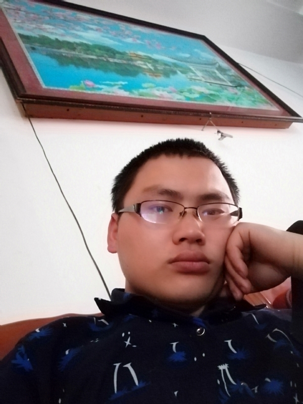 90男孩的第一张照片--晋江婚介网