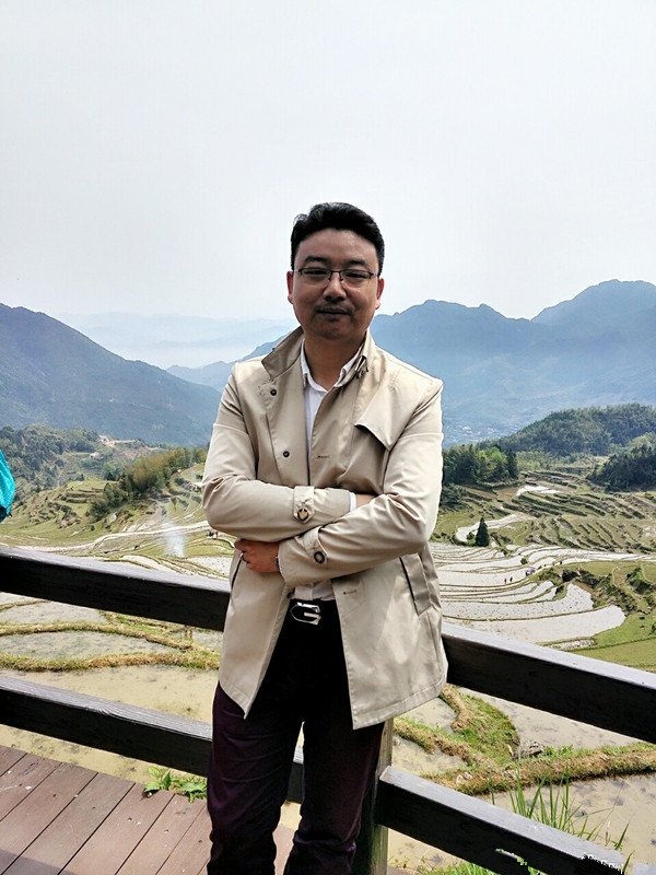 过往的第二张照片--晋江婚介网