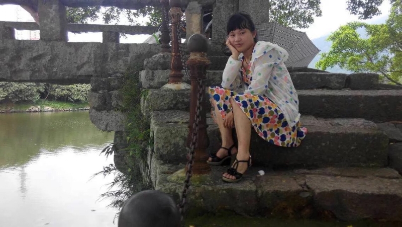 女子悠然的第一张照片--晋江婚介网