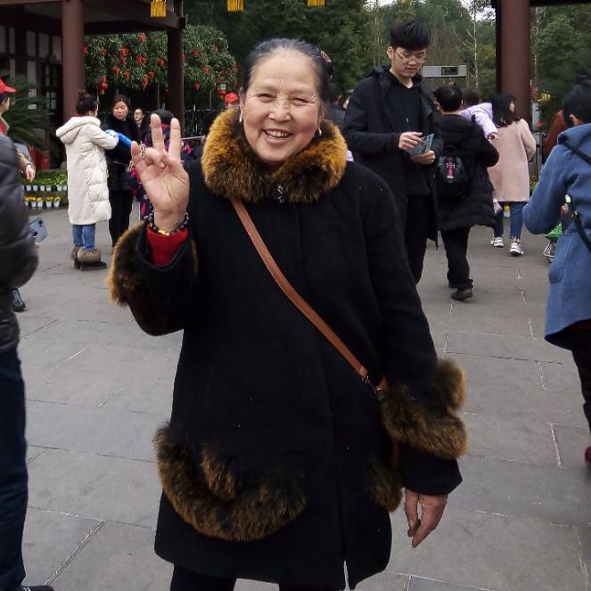 刘刘的第一张照片--晋江婚介网