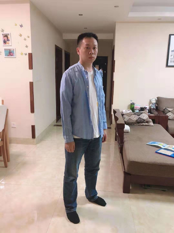 以勒的第一张照片--晋江婚介网