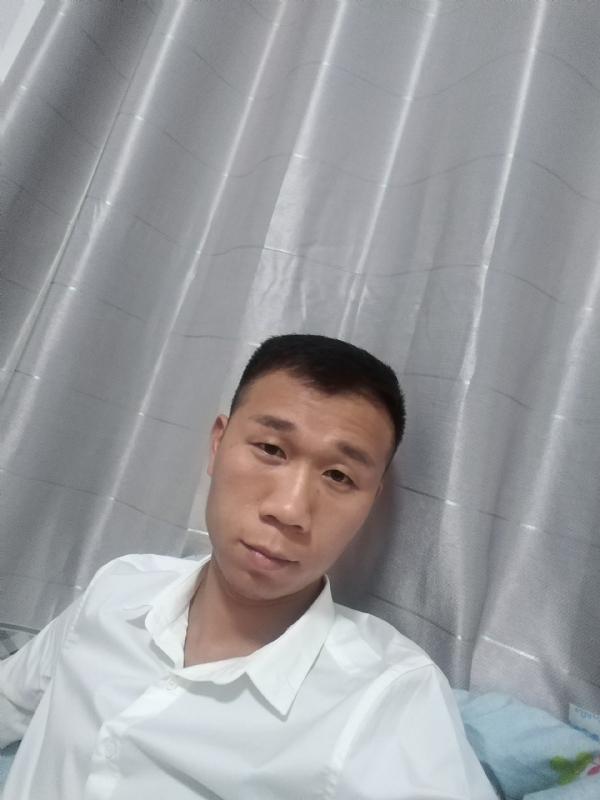 不器的第一张照片--晋江婚介网