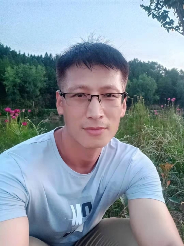 零零柒的第一张照片--晋江婚介网