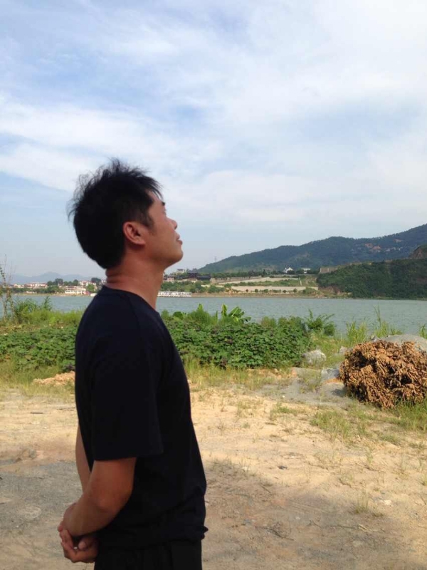 雾里看花的第一张照片--晋江婚介网