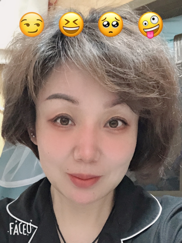 飘拂的第一张照片--晋江婚介网