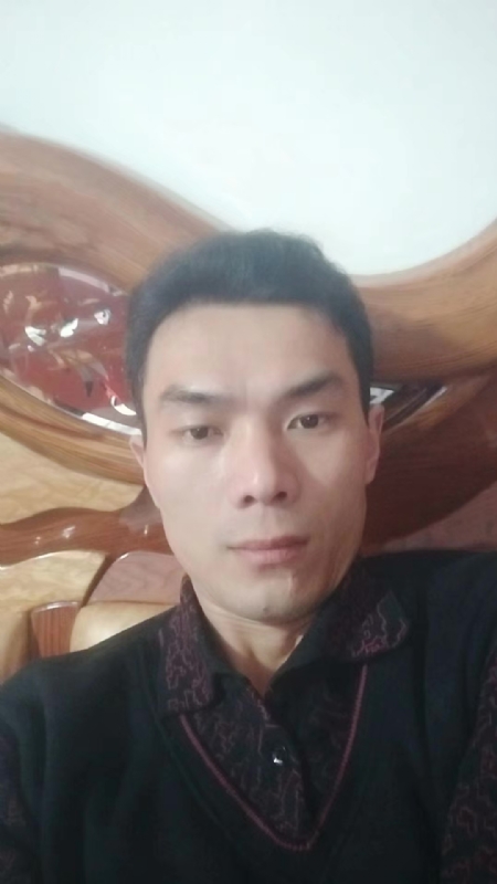 错把真心喂了狗的第四张照片--晋江婚介网