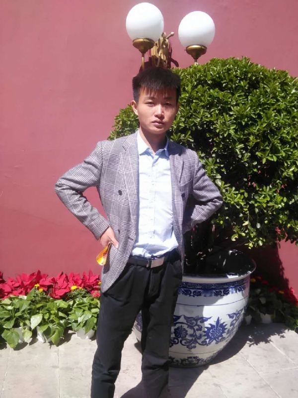 黎明之光的第一张照片--晋江婚介网