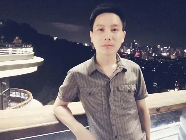 幕秋的第一张照片--晋江婚介网