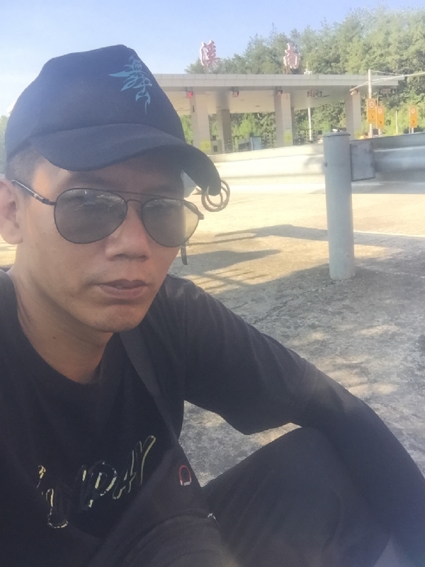 为你再疯一次的第一张照片--晋江婚介网