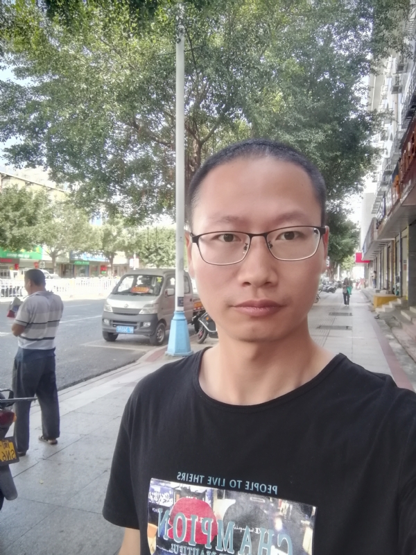 老虎的第一张照片--晋江婚介网