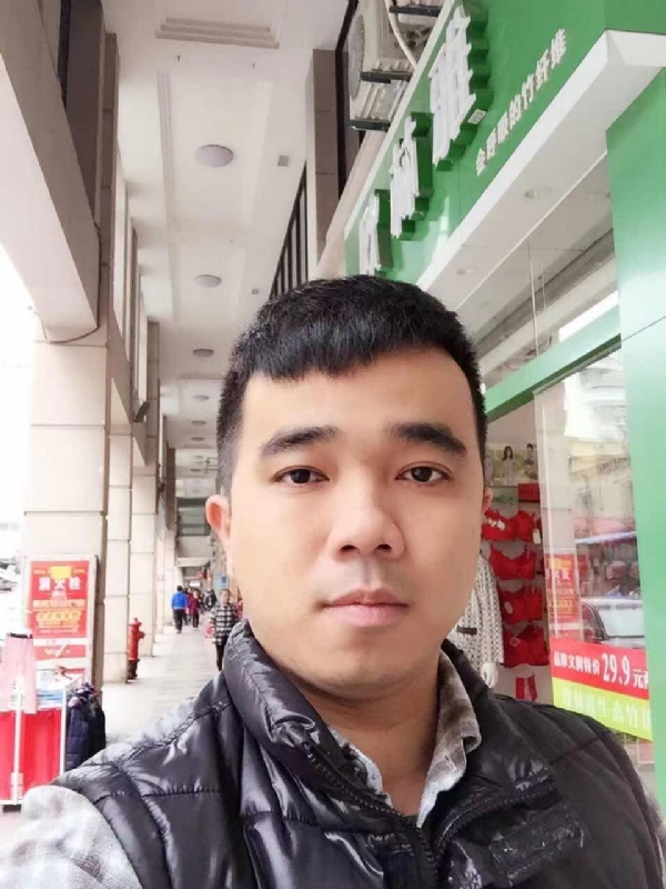 小小怪兽的第一张照片--晋江婚介网