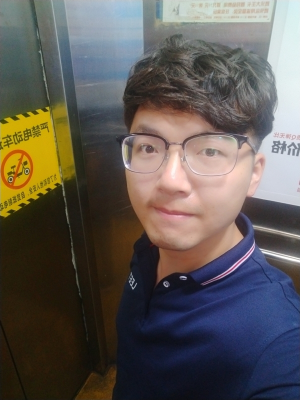 H先生的第二张照片--晋江婚介网