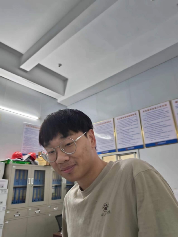 牛子弟的第一张照片--晋江婚介网