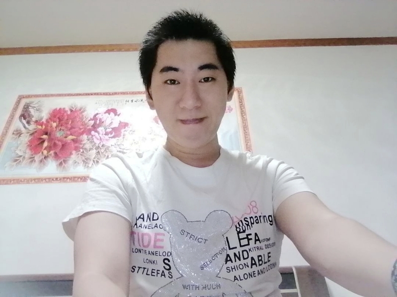 缘分天定的第一张照片--晋江婚介网