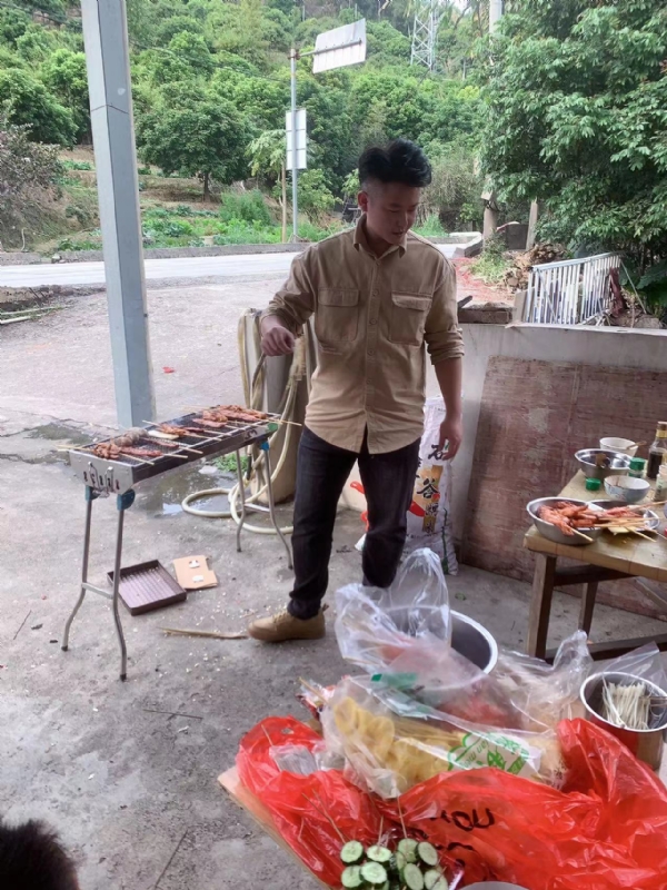 你黑我哟的第一张照片--晋江婚介网