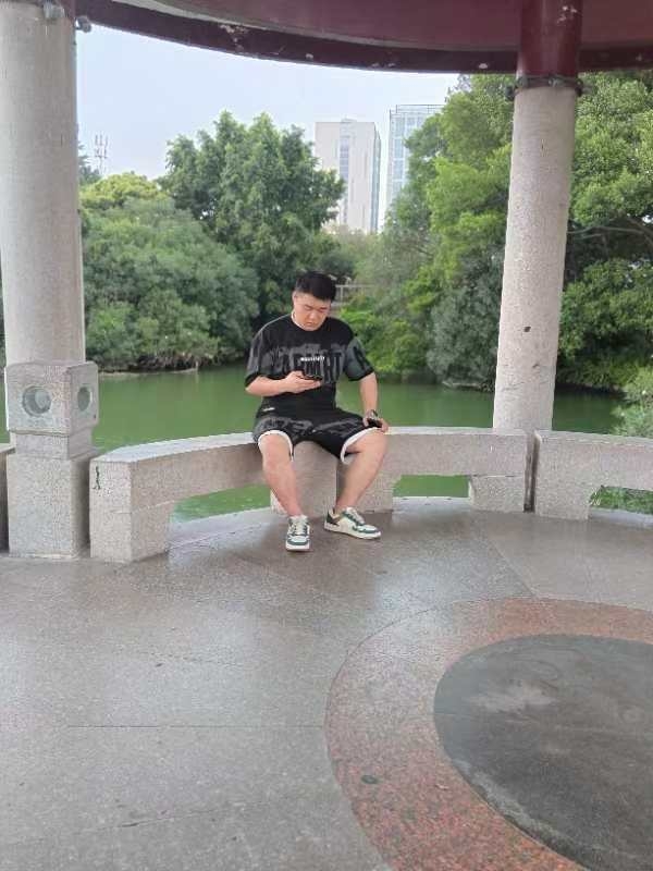不善挽留的第一张照片--晋江婚介网