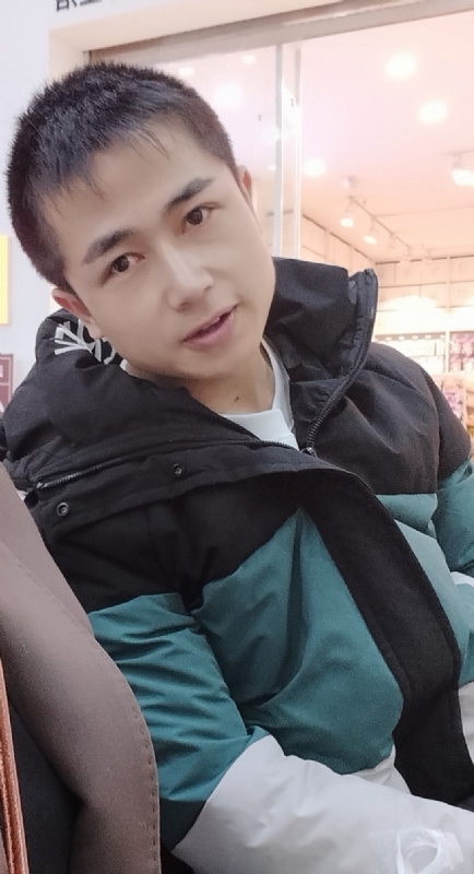 不骄不躁的第一张照片--晋江婚介网